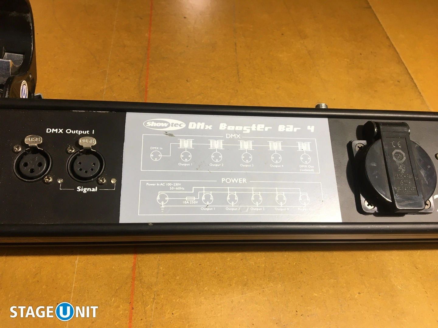 SHOWTEC DMX BOOSTER BAR–4